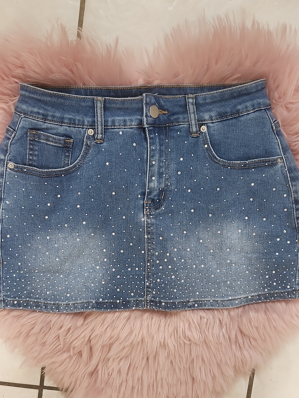 Brand NEW GUANYY DENIM MINI SKIRT W/BUILT IN SHORTS-L